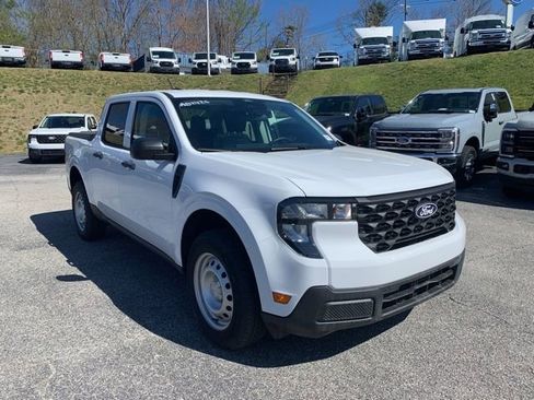 New 2026 Ford Maverick XL FWD image 2