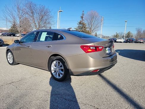 Used 2024 Chevrolet Malibu LT FWD image 5