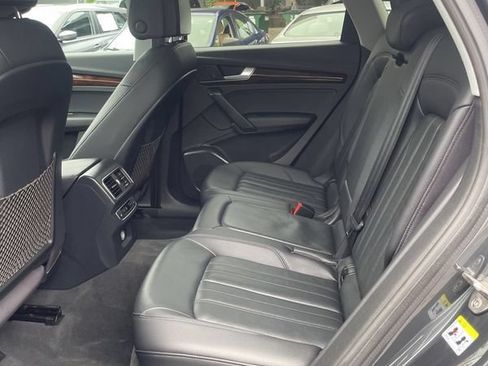 Used 2018 Audi Q5 Premium AWD/4WD image 26