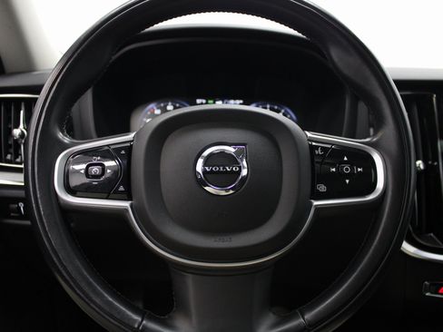 Used 2022 Volvo V60 T5 Cross Country w/ Climate Package image 34