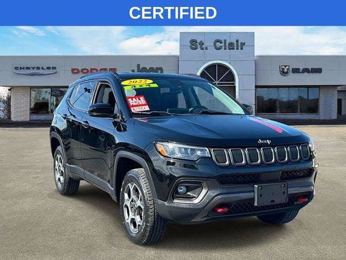 Certified 2022 Jeep Compass Trailhawk AWD/4WD image 1
