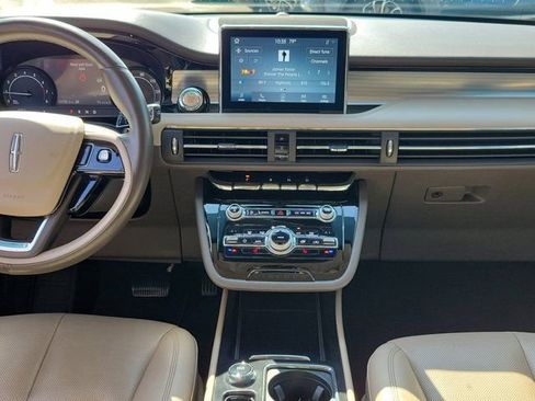 Certified 2020 Lincoln Corsair FWD w/ Equipment Group 101A image 20