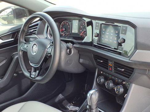 Certified 2021 Volkswagen Jetta R-Line FWD image 16