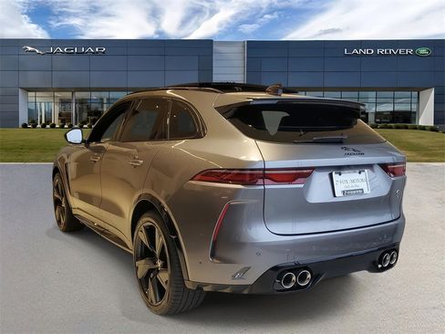 New 2026 Jaguar F-PACE SVR image 2