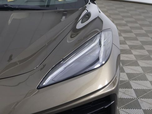 Used 2021 Chevrolet Corvette Stingray image 18