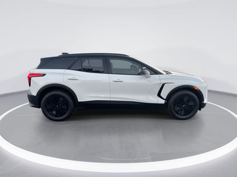 New 2026 Chevrolet Blazer EV LT FWD image 10