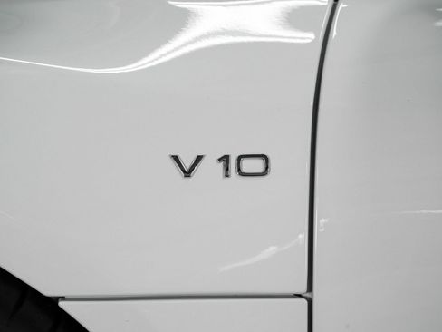 Used 2012 Audi R8 V10 image 20