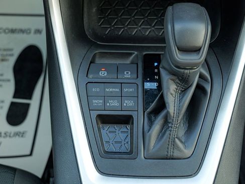 Used 2023 Toyota RAV4 XLE w/ Convenience Package AWD/4WD image 51