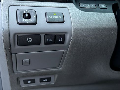 Used 2007 Lexus LS 460 image 37