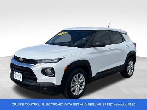 Used 2023 Chevrolet TrailBlazer LS FWD image 1