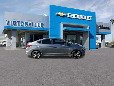 Used 2018 Hyundai Elantra Sport w/ Sport Premium Package 03 FWD image 4