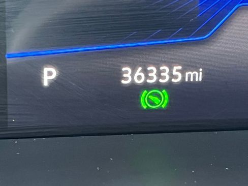 Used 2024 Volkswagen Jetta SE w/ Panoramic Sunroof Package image 21