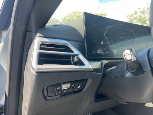 Certified 2025 BMW M240i Coupe image 11