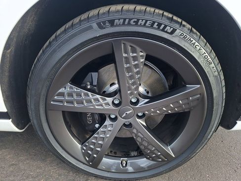 Used 2025 Genesis GV70 2.5T Sport Prestige w/ Sport Prestige Package image 33