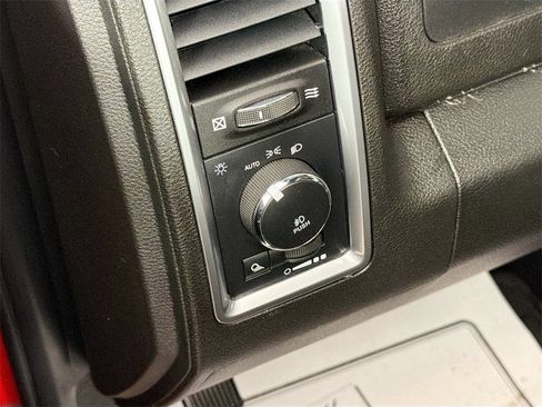 Used 2021 RAM 1500 Classic Warlock image 10