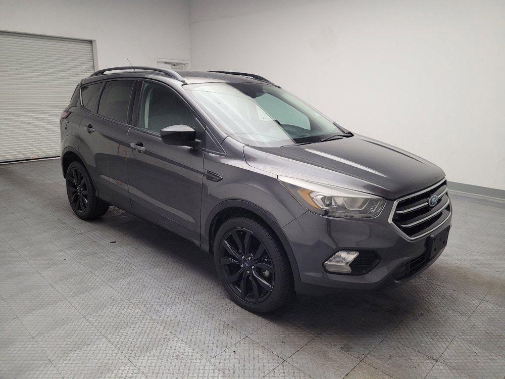 Used 2018 Ford Escape SE w/ SE Sport Appearance Package FWD image 13