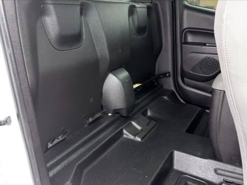 Used 2019 Chevrolet Colorado W/T RWD image 19
