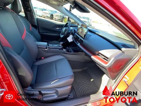 Certified 2024 Toyota Prius Prime FWD image 14
