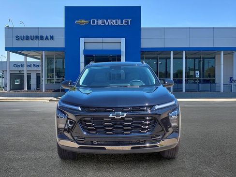 New 2026 Chevrolet Trax ACTIV w/ Driver Confidence Package FWD image 2