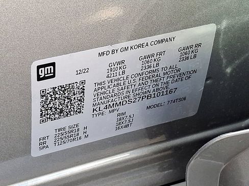 Used 2023 Buick Encore GX Select w/ Sport Touring Package FWD image 27