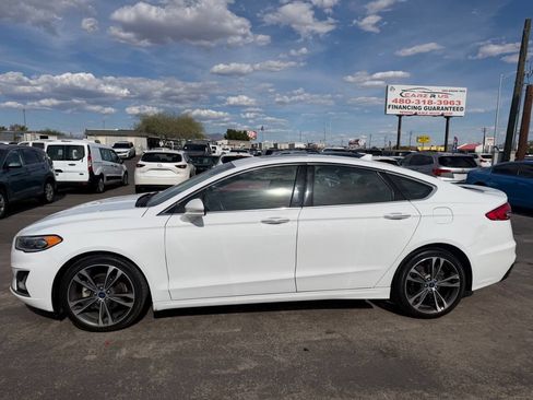 Used 2019 Ford Fusion Titanium AWD/4WD image 3