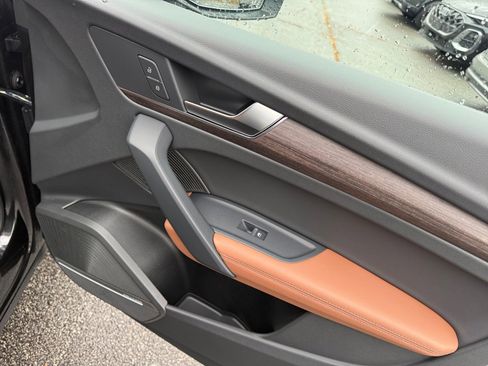 Certified 2025 Audi Q5 2.0T Premium Plus w/ Premium Plus Package image 31