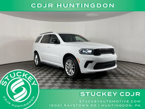 Used 2024 Dodge Durango GT image 1