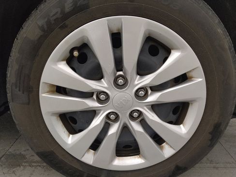 Used 2021 Kia Soul LX FWD image 31
