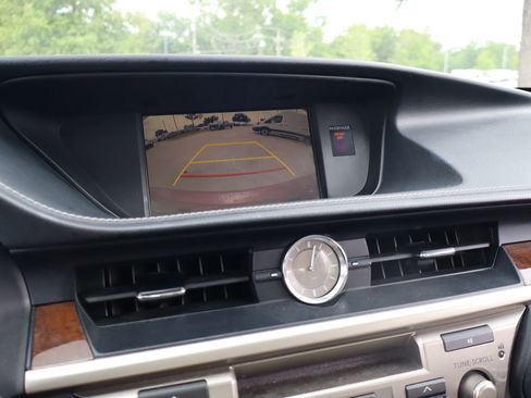 Used 2015 Lexus ES 350 w/ Luxury Package FWD image 24