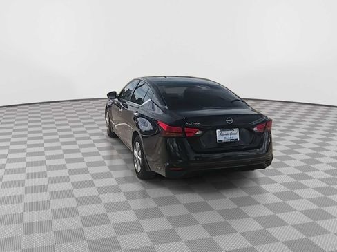 Used 2023 Nissan Altima 2.5 S FWD image 7