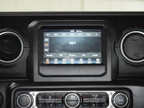 Used 2021 Jeep Wrangler Unlimited Sahara w/ Safety Group AWD/4WD image 26