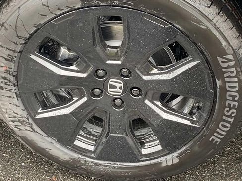 New 2026 Honda Pilot Black Edition image 6