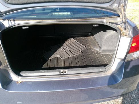 Used 2013 Subaru Legacy 2.5i Premium image 10