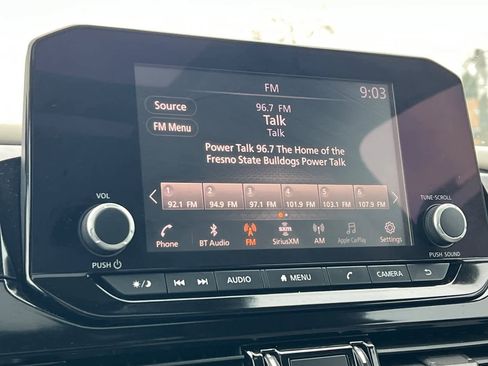 Used 2022 Nissan Pathfinder SV w/ SV Premium Package image 23