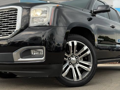 Used 2019 GMC Yukon XL Denali w/ Denali Ultimate Package RWD image 2