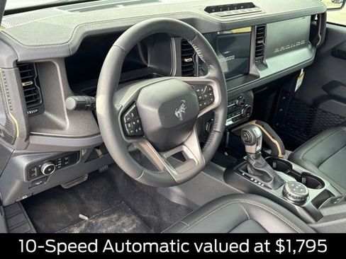 New 2025 Ford Bronco Badlands image 11