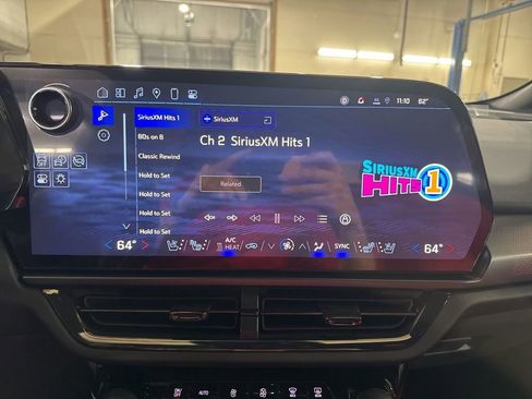 New 2025 Chevrolet Equinox EV RS w/ Convenience Package II image 25