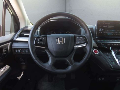 Certified 2025 Honda Odyssey EX-L image 25