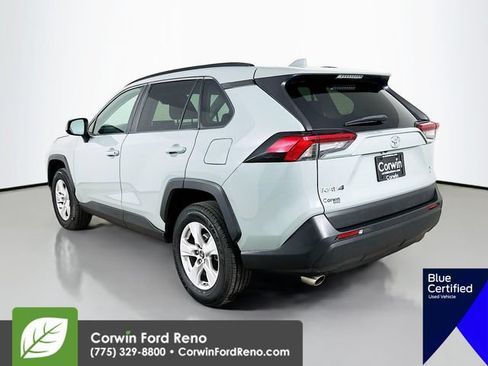 Used 2019 Toyota RAV4 XLE AWD/4WD image 5