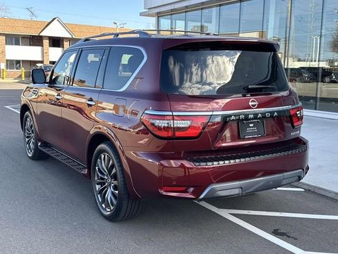 Used 2023 Nissan Armada Platinum w/ Captain's Chairs Package AWD/4WD image 38