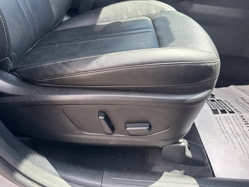 Used 2023 Kia Sorento SX AWD/4WD image 37