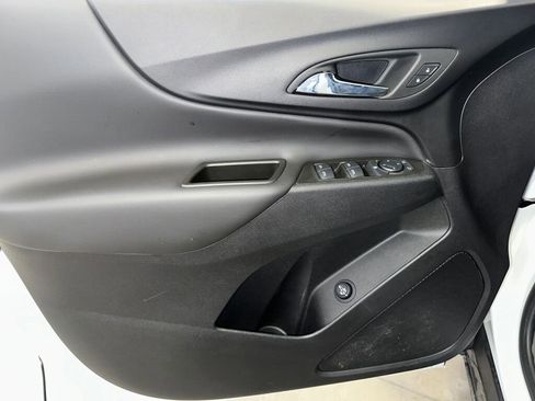 Certified 2024 Chevrolet Equinox LT w/ LPO, Floor Liner Package image 4