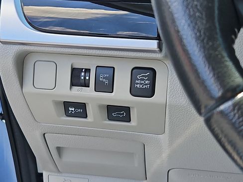 Used 2018 Subaru Forester 2.5i Limited AWD/4WD image 28