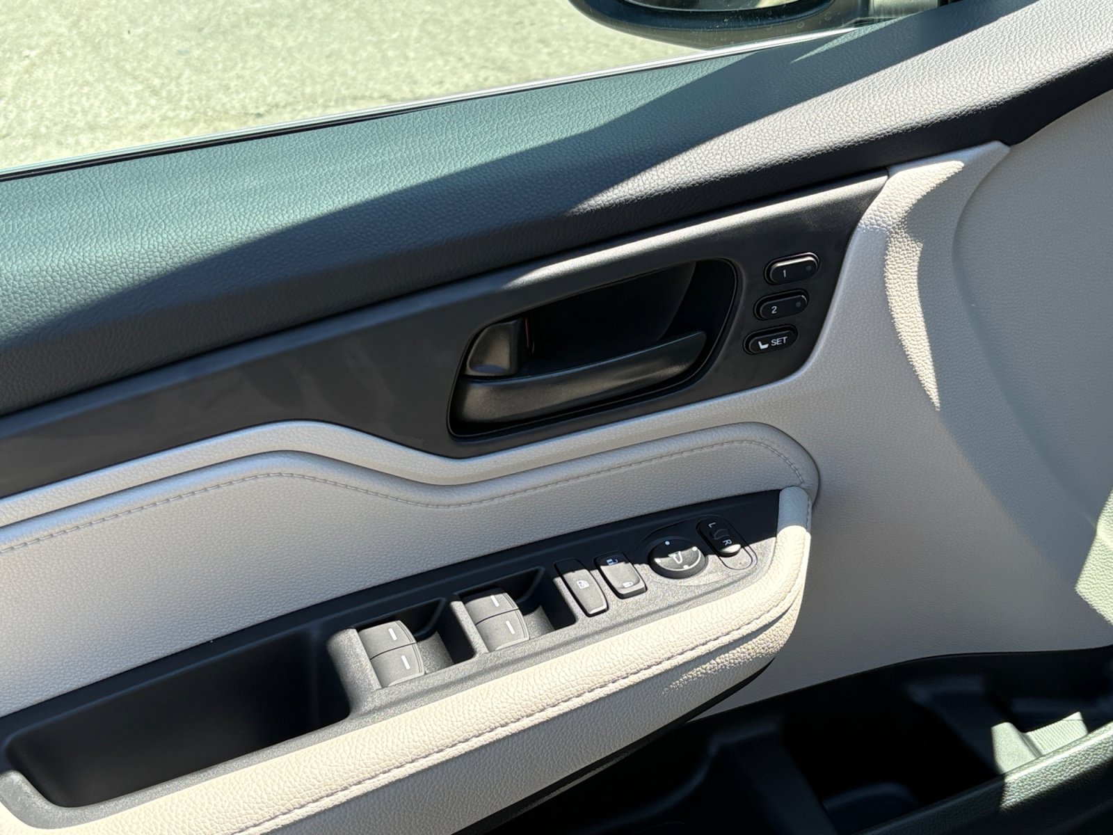 New 2026 Honda Odyssey EX-L image 17
