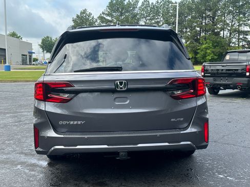 Used 2026 Honda Odyssey Elite image 11