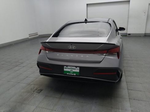 Used 2025 Hyundai Elantra Sport FWD image 7