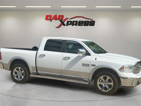 Used 2014 RAM 1500 Laramie image 9
