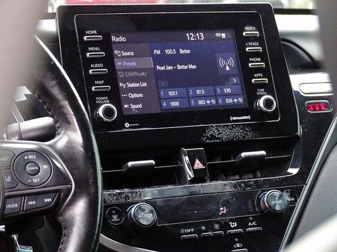 Used 2022 Toyota Camry SE w/ Convenience Package FWD image 24