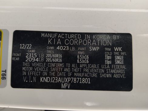 Used 2023 Kia Soul LX w/ Option Group 015 FWD image 33
