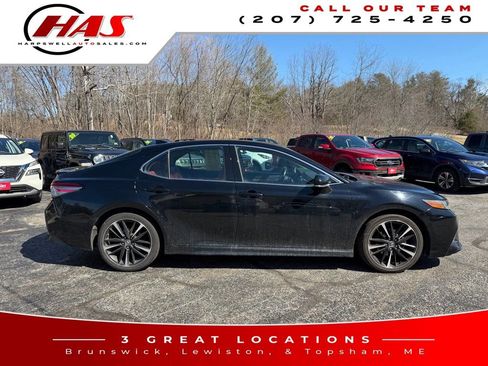 Used 2019 Toyota Camry XSE image 8